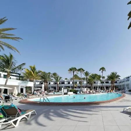Апартаменти Two Bedrooms With Wifi, Pool, Near The Beach In Puerto Del Carmen Пуерто-дель-Кармен