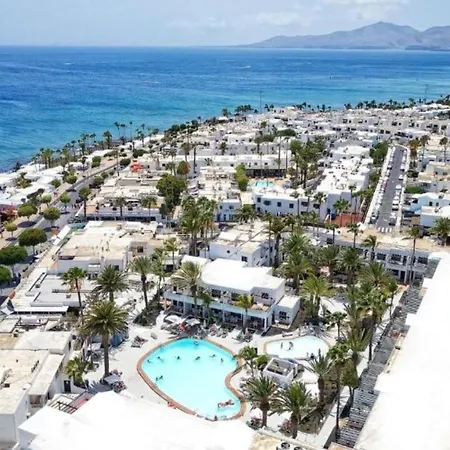 Apartment Two Bedrooms With Wifi, Pool, Near The Beach In Puerto Del Carmen *