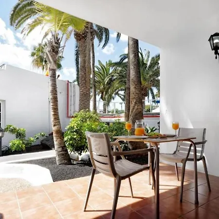 Two Bedrooms With Wifi, Pool, Near The Beach In Puerto Del Carmen * Puerto del Carmen (Lanzarote)