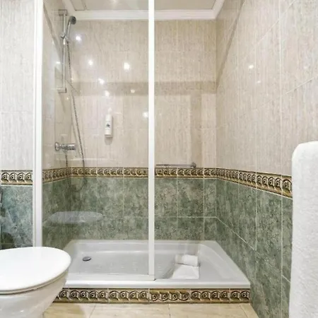 Apartment Two Bedrooms With Wifi, Pool, Near The Beach In Puerto Del Carmen